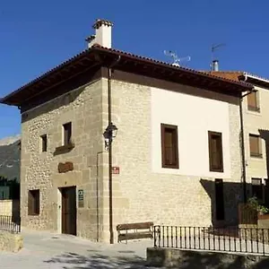 https://mercedes-etxea.basquecountryhotels.org